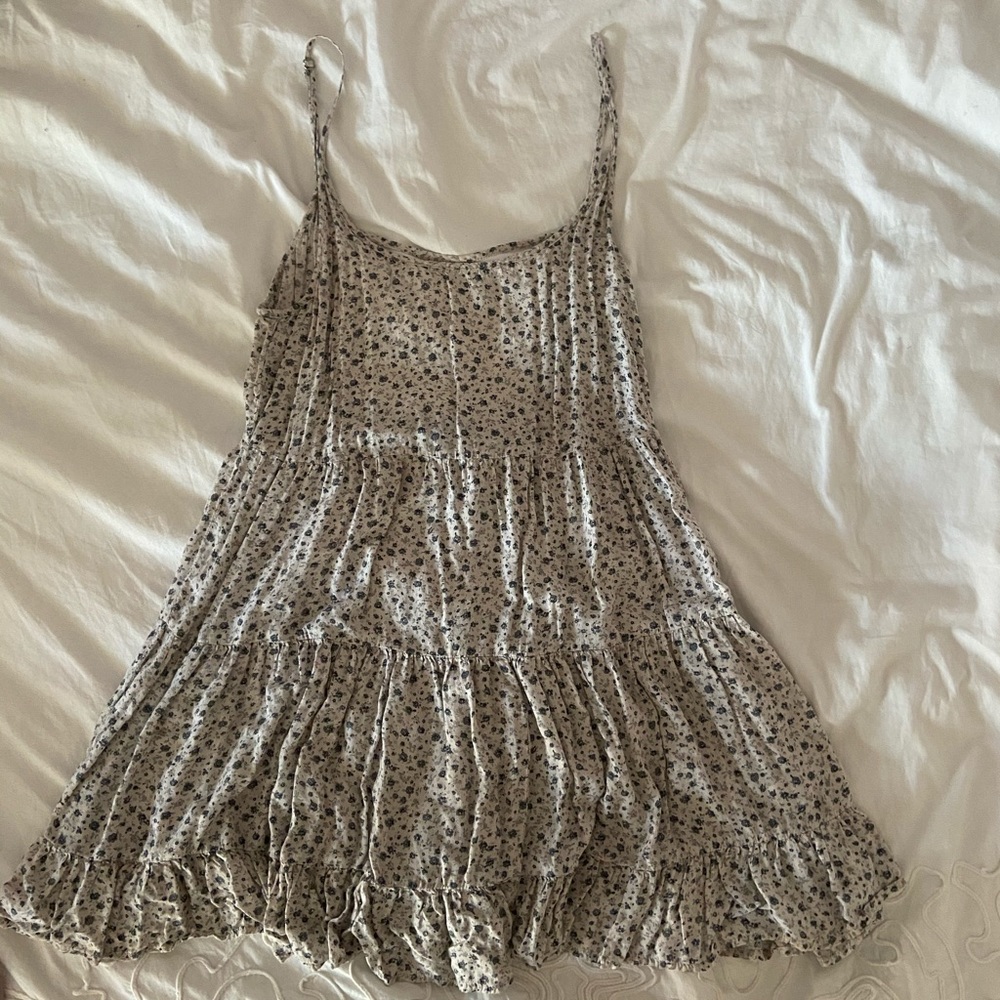 brandy melville flowy blue floral dress